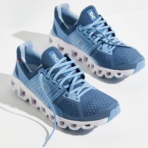 EUC On cloudswift sneakers